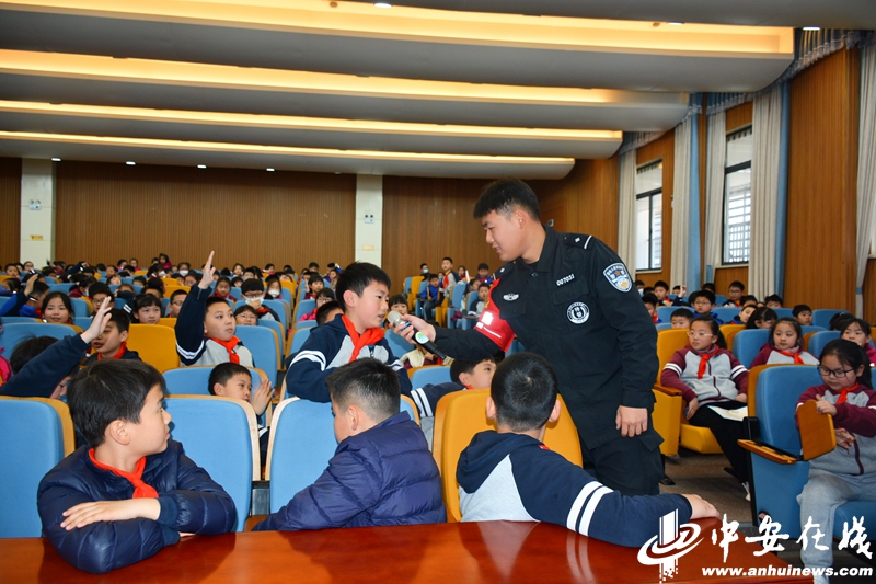 “普及安全知識，確保生命安全”主題教育活動(dòng) (2).jpg